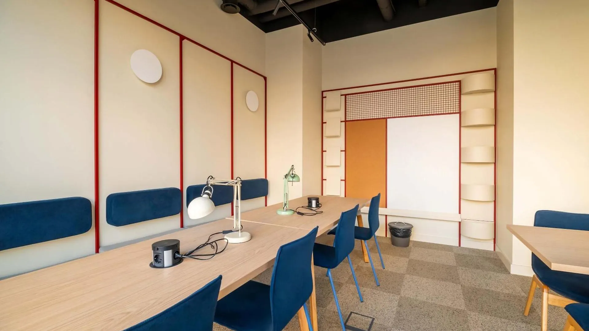 Modern Studios In Wroclaw With Desk For Remote Work And Access To The Gym By Noclegi Renters شقة
